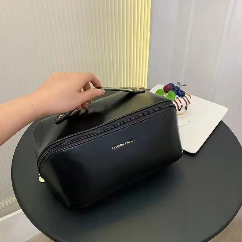 FlexOpen Cosmetic Bag